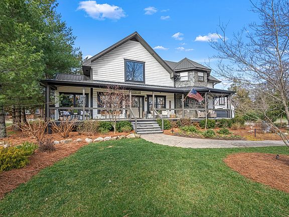 4th image of 2696 Barfield Rd