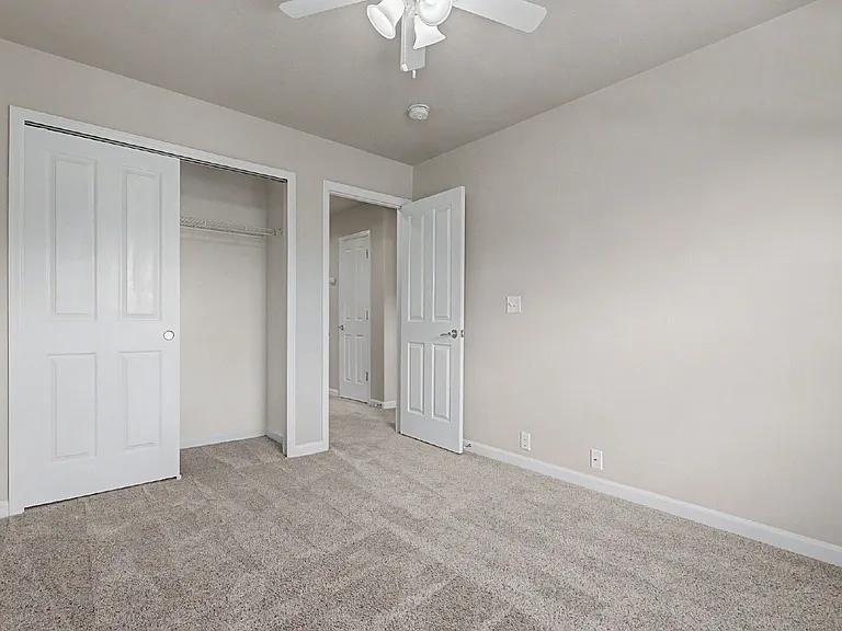 17076 Blue Mist Grv — Photo 21