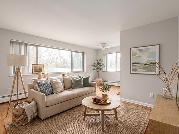 4th image of 1465 Jersey St APT 204