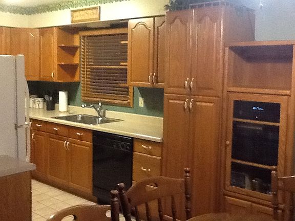 2nd image of 16823 Hilltop Ave