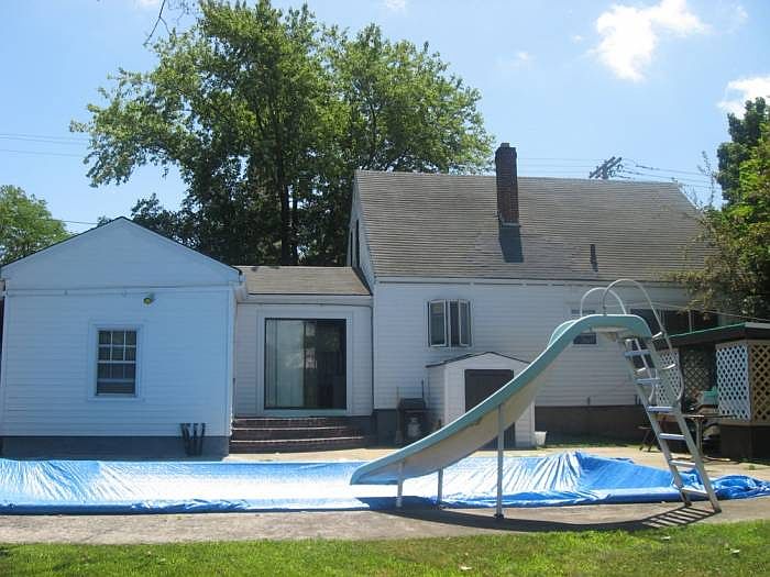 2nd image of 31 Fort Ave