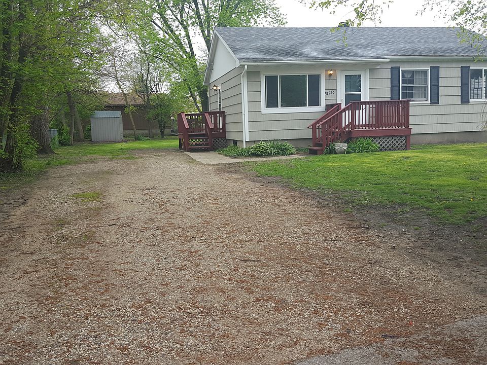 1st image of 37210 N Hampshire Ln