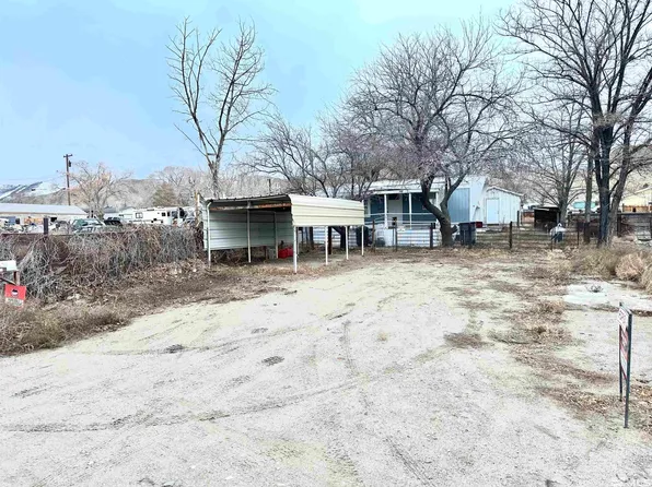 308 2nd Ave, Yerington, NV 89447