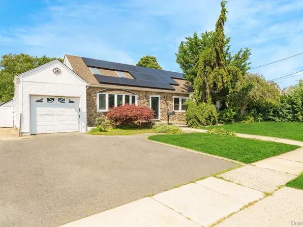 3411 Austin Avenue, Wantagh, NY 11793