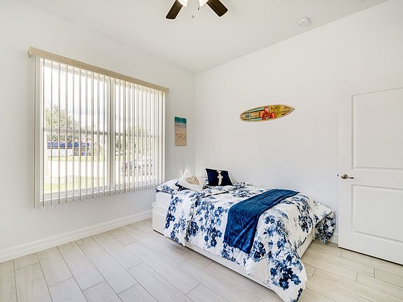2nd image of 1818 Farris Ct APT 23