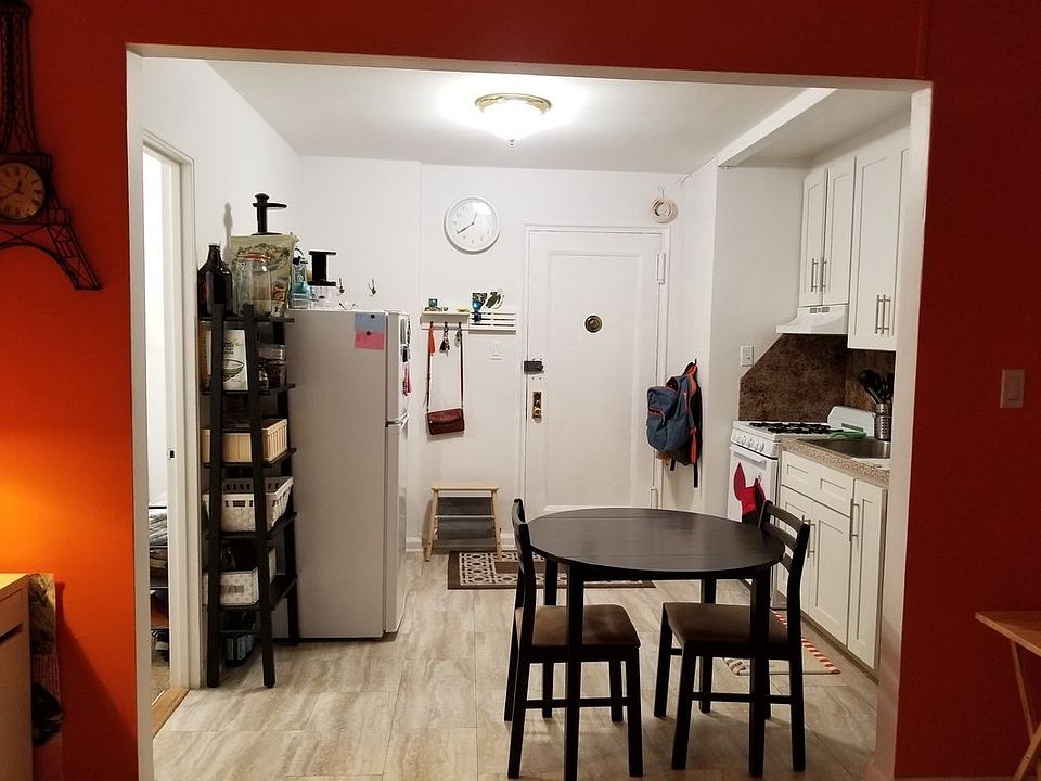 1st image of 6361 Yellowstone Blvd APT 1L
