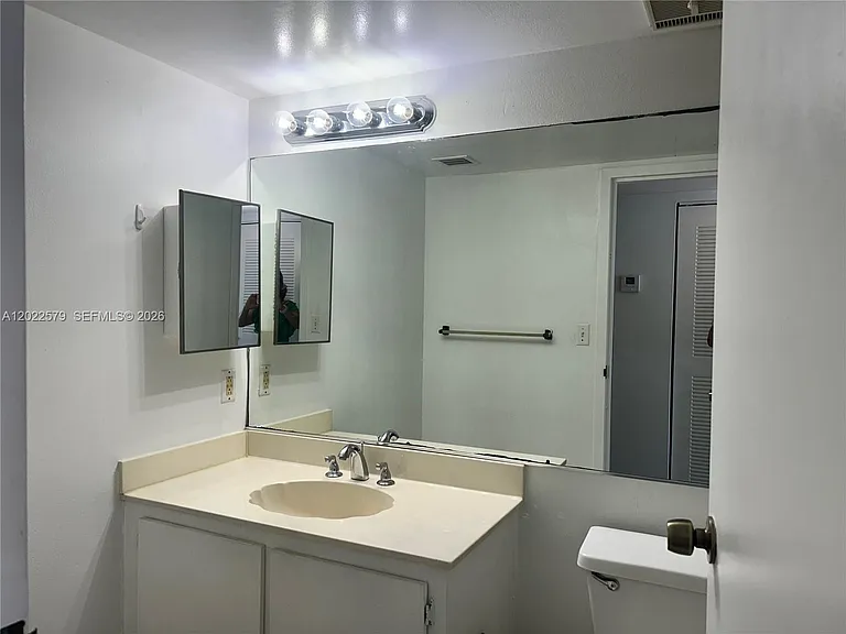 7601 E Treasure Dr #2104 — Photo 19