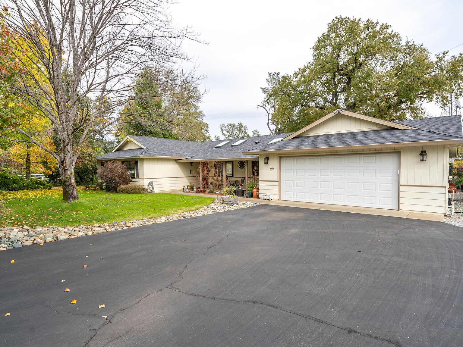 23780 Springwood Way, Millville, CA 96062 Zillow