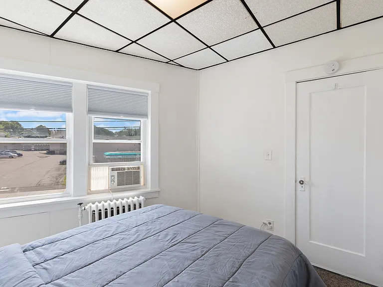 2 Irvington Rd #6 — Photo 7