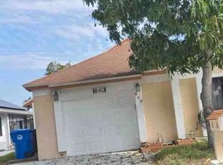 840 W Palm Run Dr, North Lauderdale, FL 33068