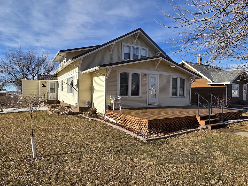 1st image of 393 Marsh St
