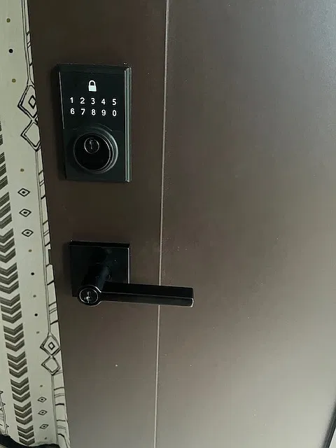 2 bed, 1250 sqft, $3,000 — Photo 3