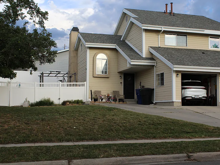 6929 S Promenade Dr — Photo 2