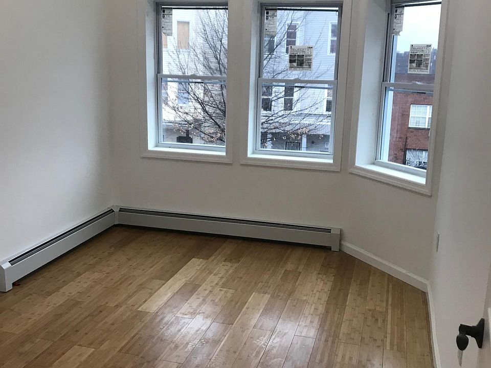 1st image of 2928 Grace Ave #2