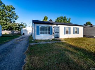 2033 Kylemore Dr, Xenia, OH 45385