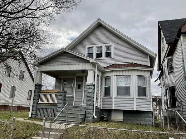 2937 North 12th STREET, Milwaukee, WI 53206