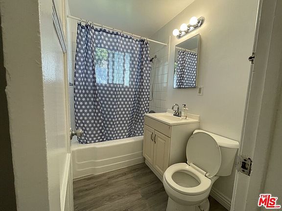 4th image of 1819 Vine St