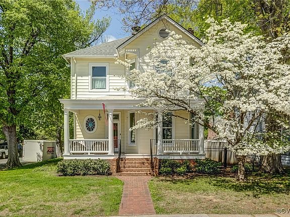 3rd image of 822 Blanton Ave