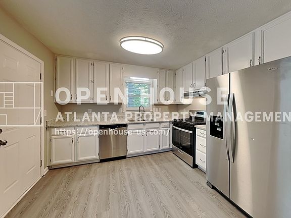 4th image of 122 Sherwood Forest Dr
