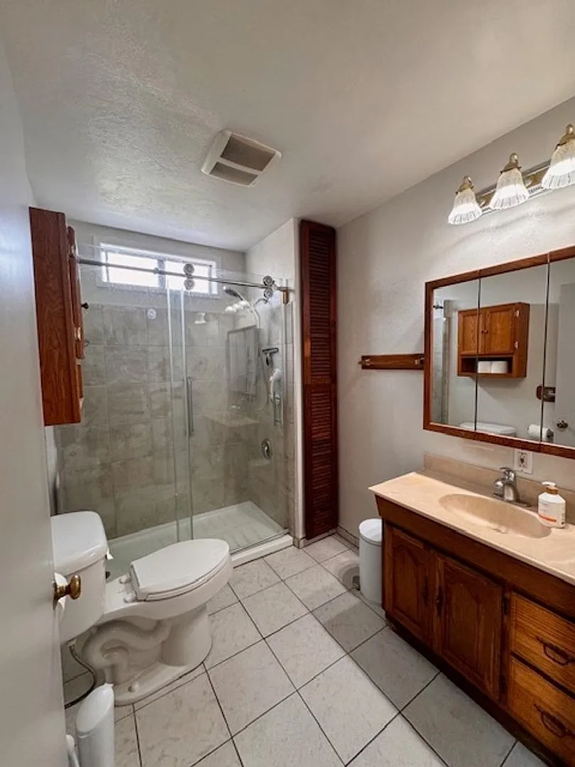 Charming 3BR House in Freedom — Photo 2