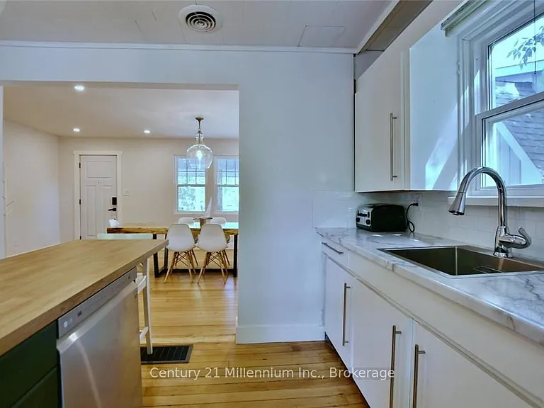 85 Glenwood Dr — Photo 22