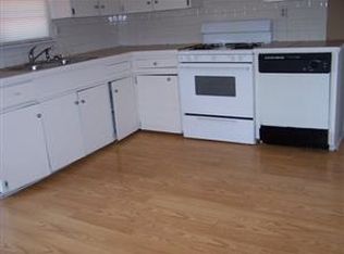 800 NE 114th St, Kansas City, MO 64155