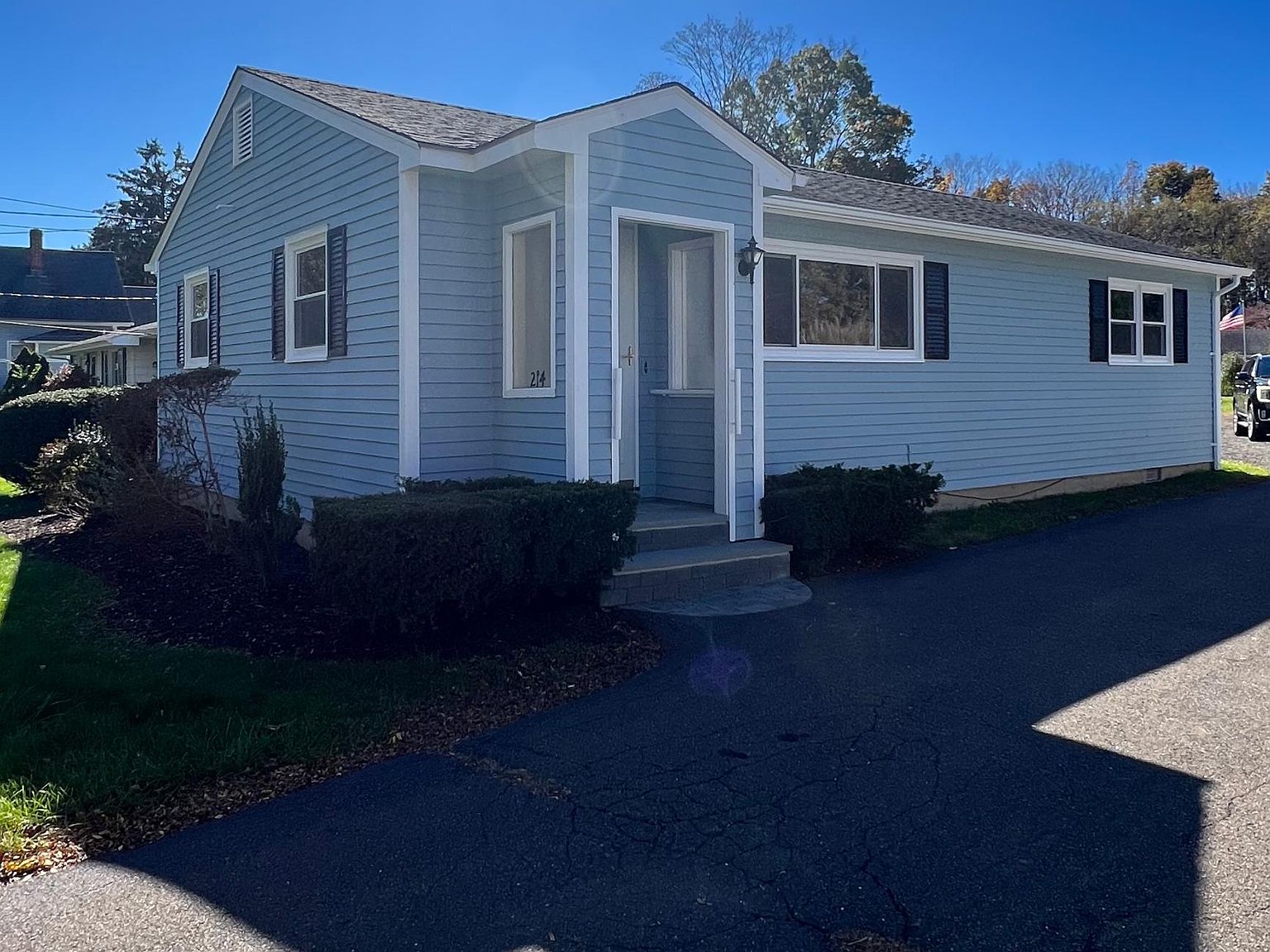 214 Church St, Guilford, CT 06437 Zillow