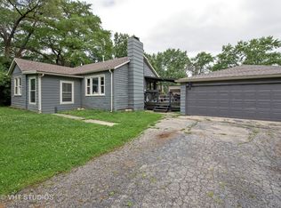 17W330 White Pine Rd, Bensenville, IL 60106