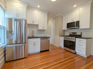 35 Trowbridge St FLOOR 2, Arlington, MA 02474