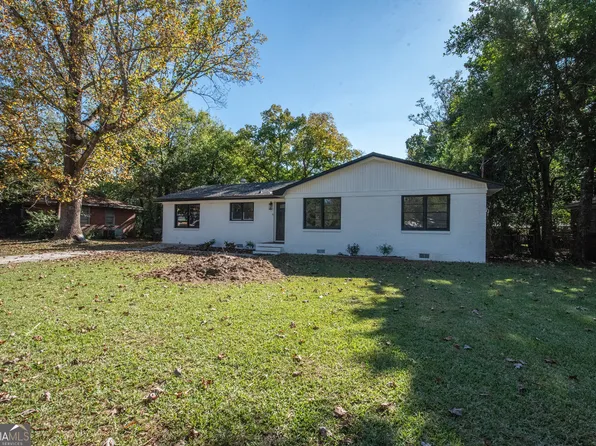 85 Ravenwood Way, Warner Robins, GA 31093