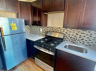 580 Monroe St #2A, Brooklyn, NY 11221