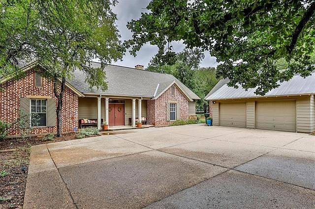1st image of 554 S Sugartree Dr