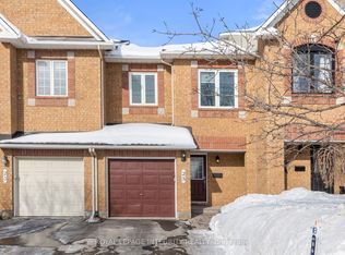 25 Southpointe Ave, Ottawa, ON K2J 4V4