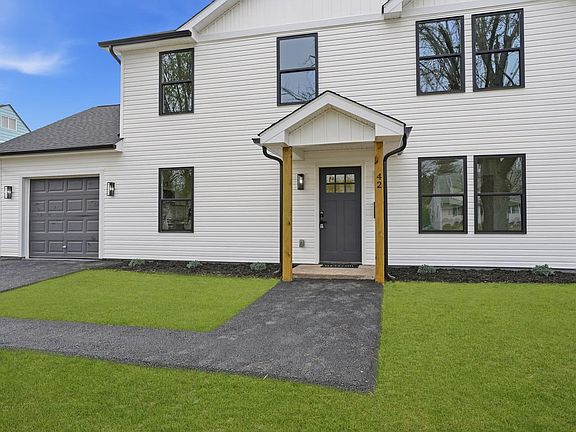 3rd image of 84 Ice Pond Rd