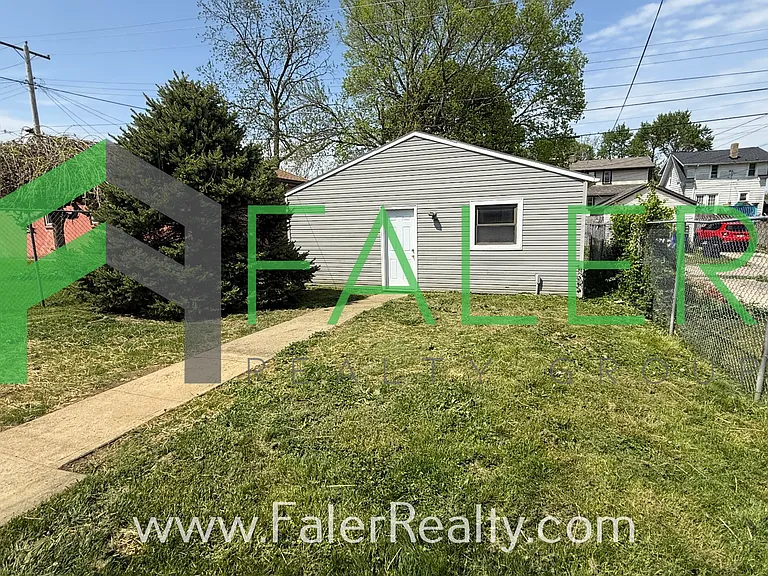 1763 Suman Ave — Photo 18