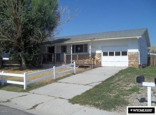 6536 Dee Lyle Cir, Casper, WY 82604