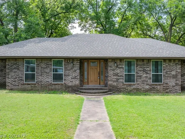 400 E Carney St, Paris, AR 72855