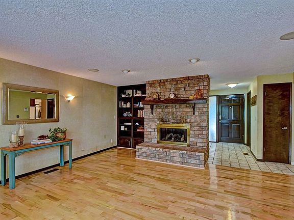 4th image of 11619 N King Arthur Dr