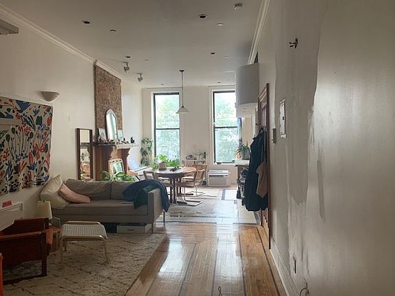 2nd image of 506 Clinton Ave APT 3