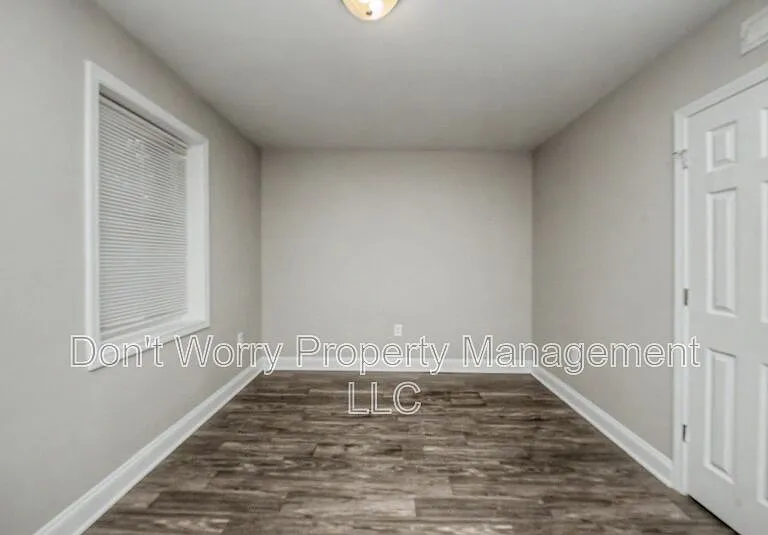 615 Dumaine St — Photo 5