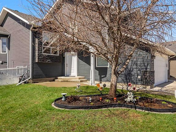 3rd image of 65 E Canoe Cir SW