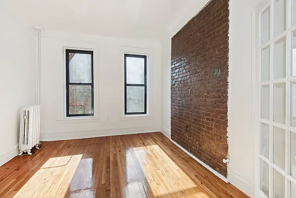 Rented by REAL New York | media 7