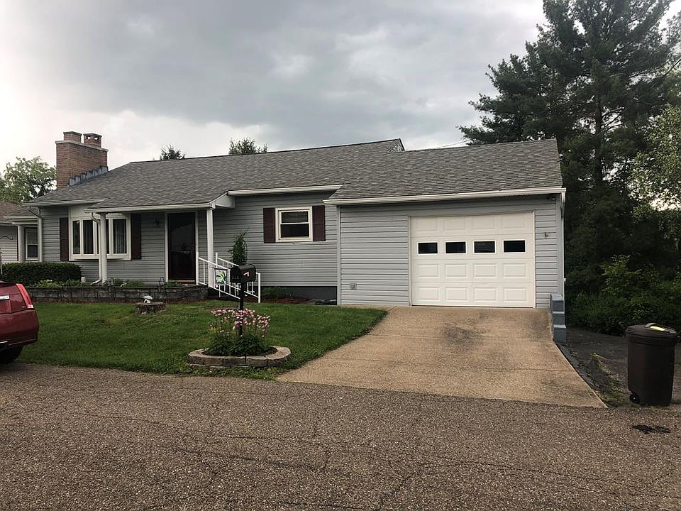 1st image of 714 Hillcrest Ln