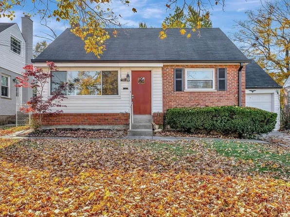 1013 Vacationland Dr, Cincinnati, OH 45231