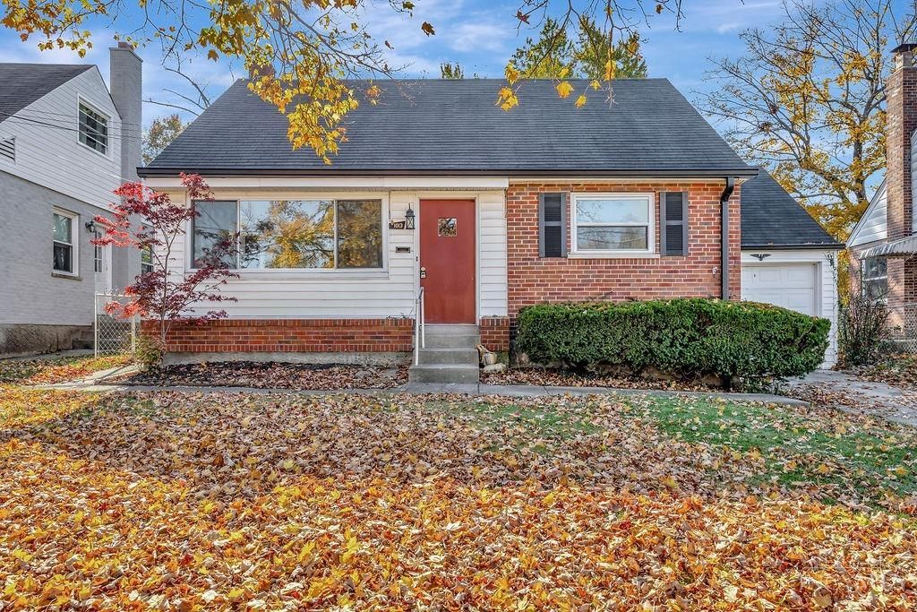 Real estate listing image