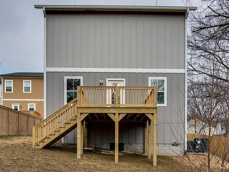 942B Strouse Ave #B — Photo 29