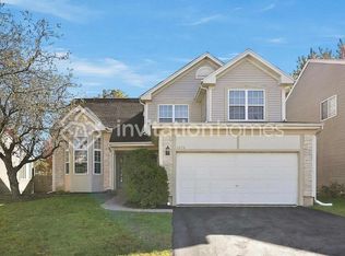 2970 Hillsboro Ln, Lake In The Hills, IL 60156