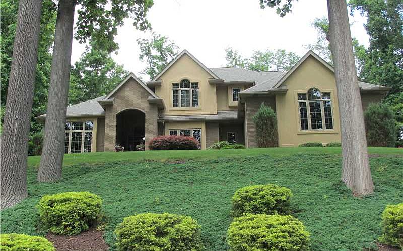 240 Lakewood Rd, Greensburg, PA 15601 Zillow