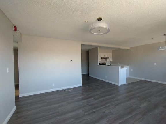5th image of 402 S Orange Ave APT C