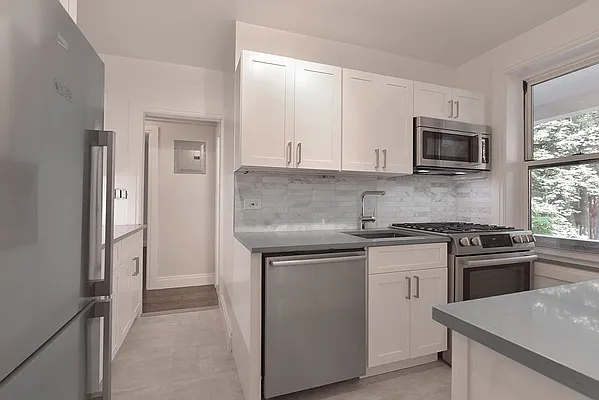 Sold by Argent Advisors LLC | media 3